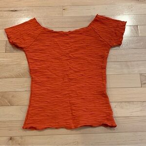 Haystacks women’s size medium stretchy orange short sleeve shirt top